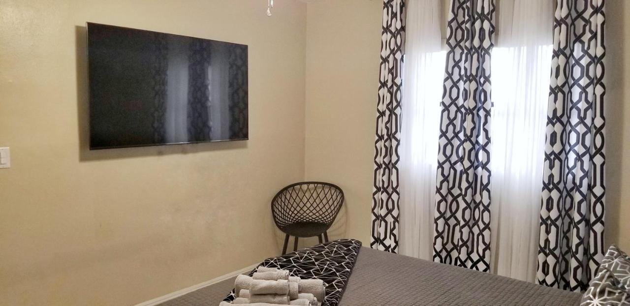 Glam 2 Bedroom Apartment Close To Nsu In Cooper City エクステリア 写真