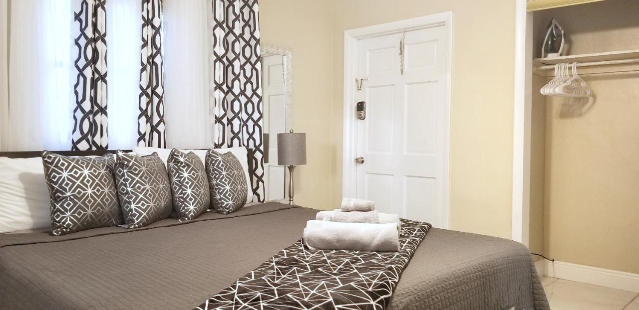 Glam 2 Bedroom Apartment Close To Nsu In Cooper City エクステリア 写真