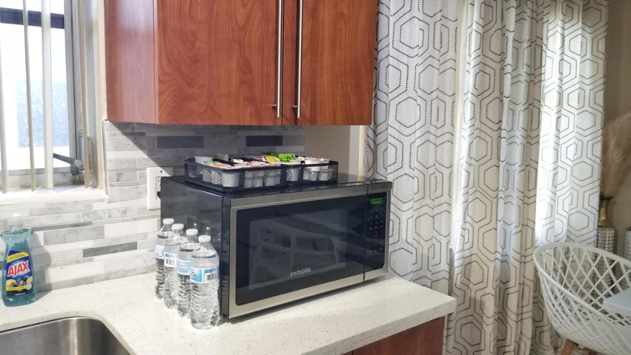 Glam 2 Bedroom Apartment Close To Nsu In Cooper City エクステリア 写真