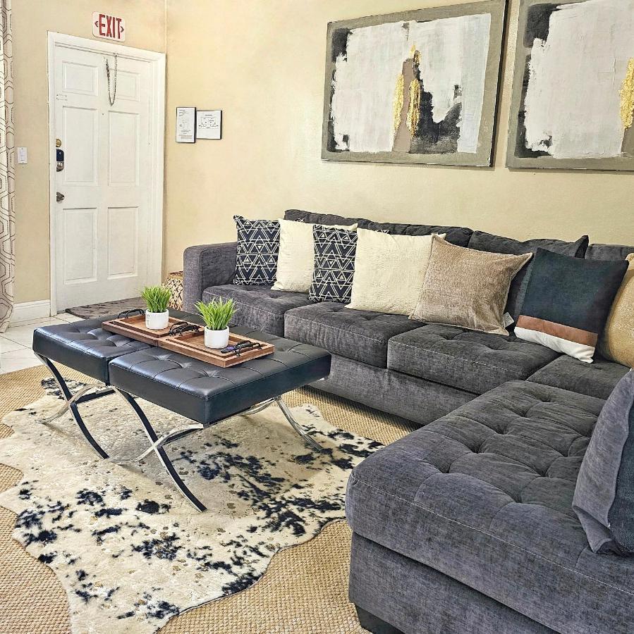 Glam 2 Bedroom Apartment Close To Nsu In Cooper City エクステリア 写真